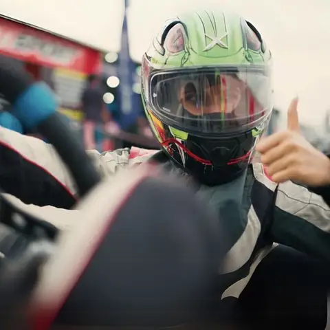 Enter the first-of-its-kind, women-only  race!  